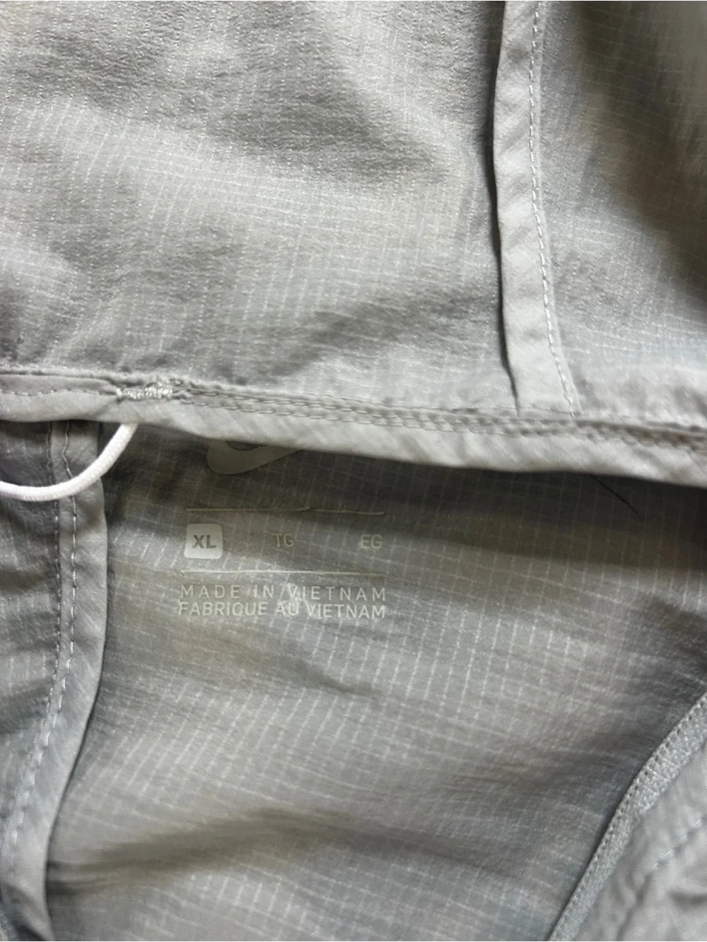 Nike Running Girls XL 14-16 Gray Hooded Windbreaker Reflective Jacket